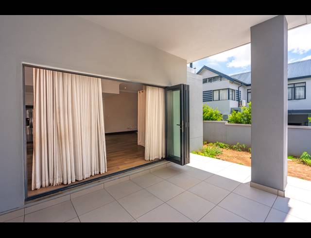 4 BEDROOM TOWNHOUSE FOR SALE IN BROADACRES